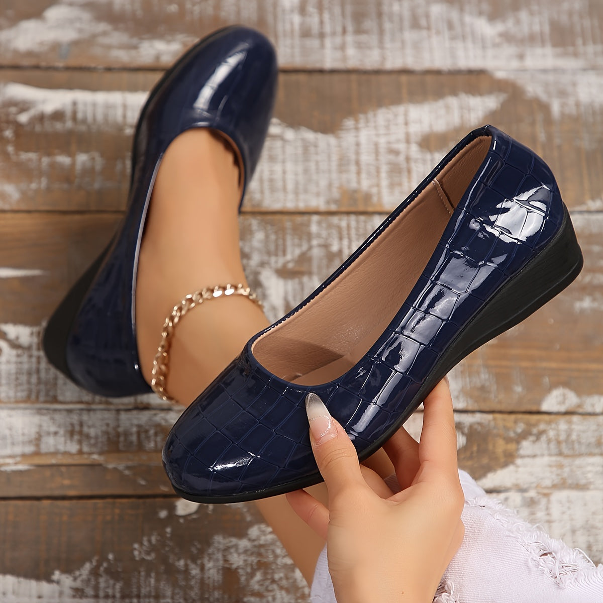 Posy | Glossy Low-Wedge Pumps