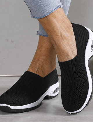 Abby air cushion comfort sneakers in black