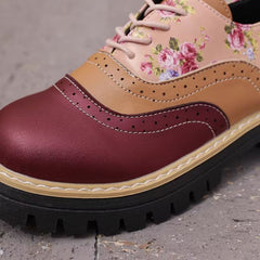 Rosette oxfords in both colors