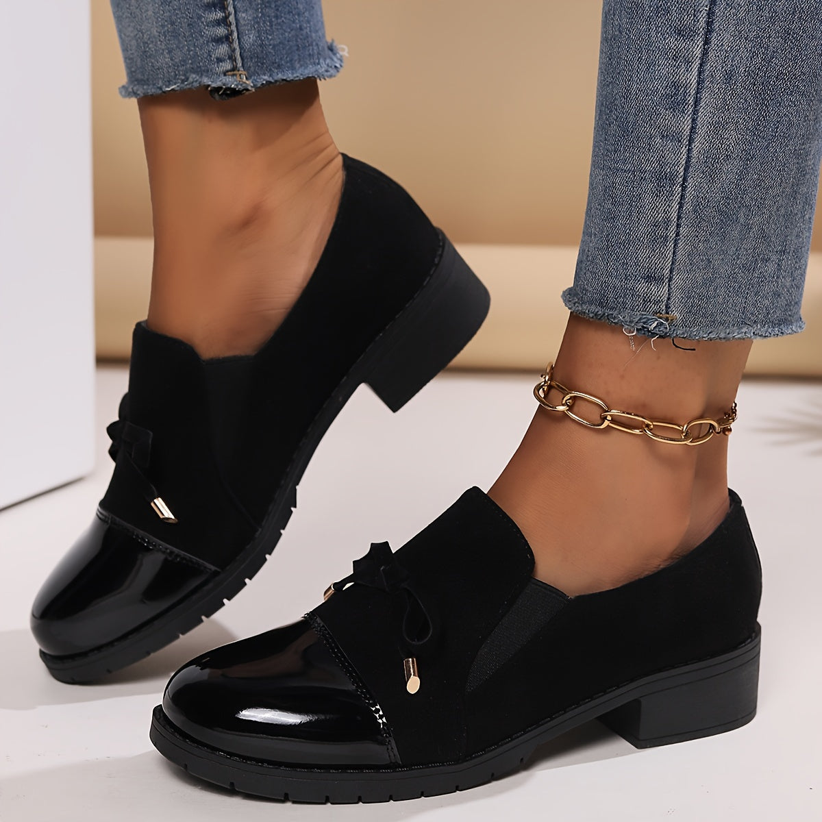 Hollis | Glossy Toe Bow Loafers