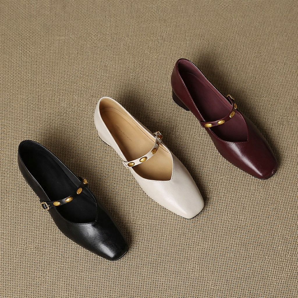 Zyra | Classic Comfort Flats