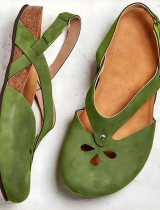 Kiana adjustable orthopedic shoes in green