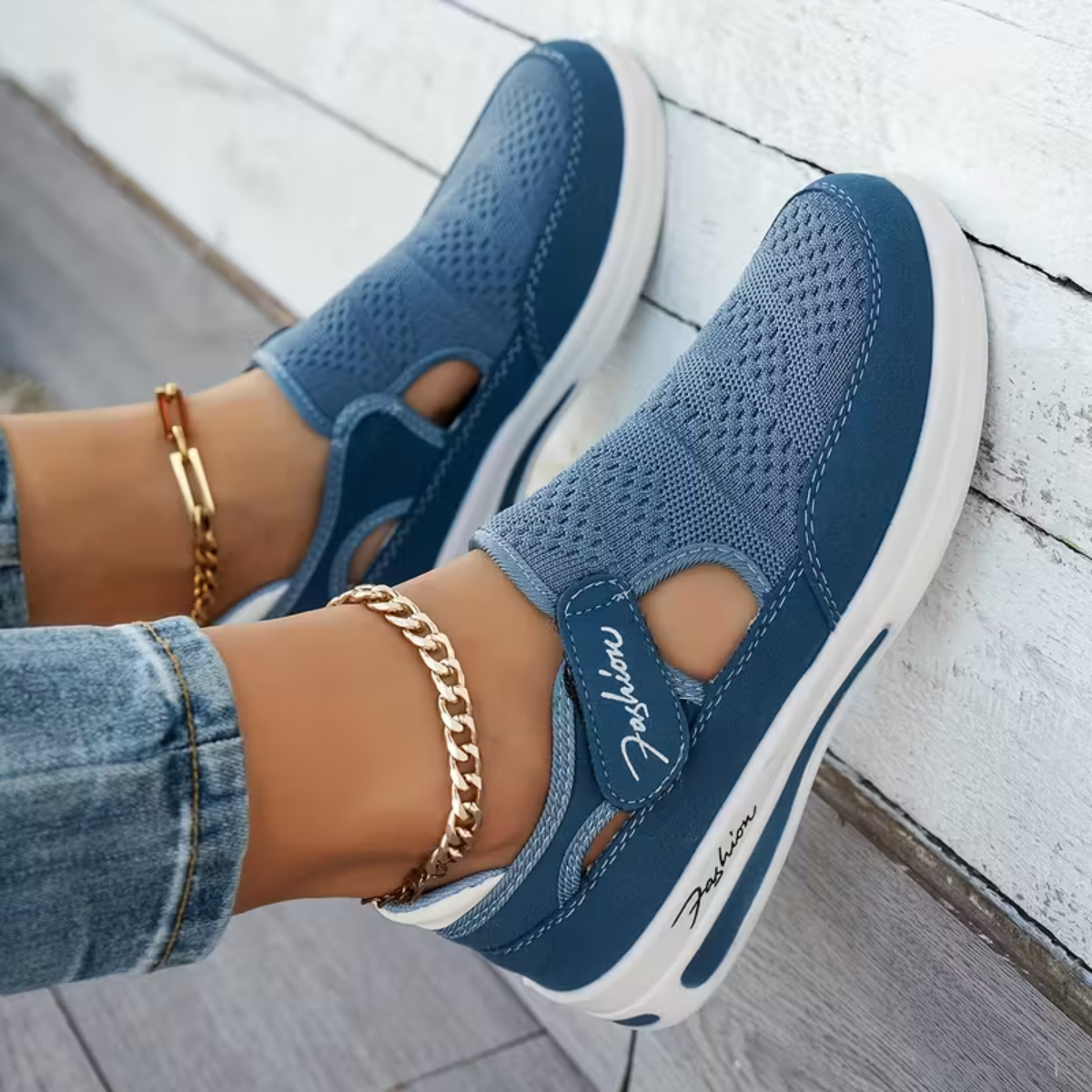 Allison orthopedic sneakers in blue