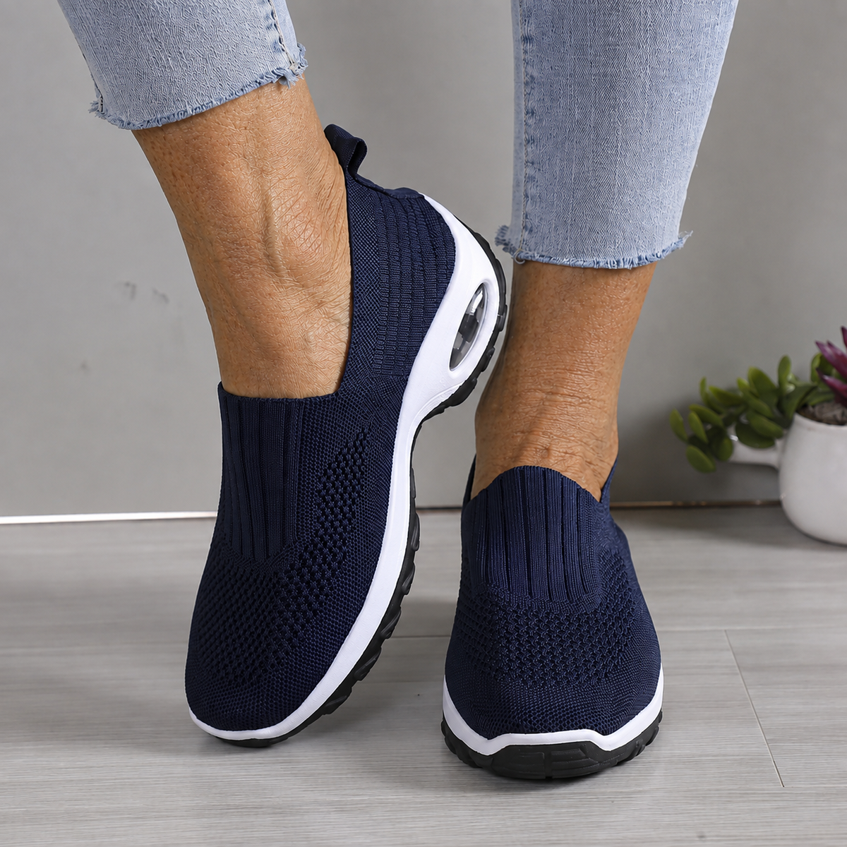 Abby air cushion comfort sneakers in blue