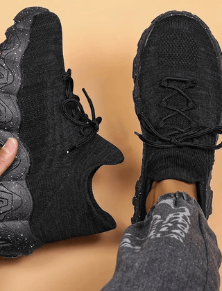 Kaiya orthopedic sneakers in black