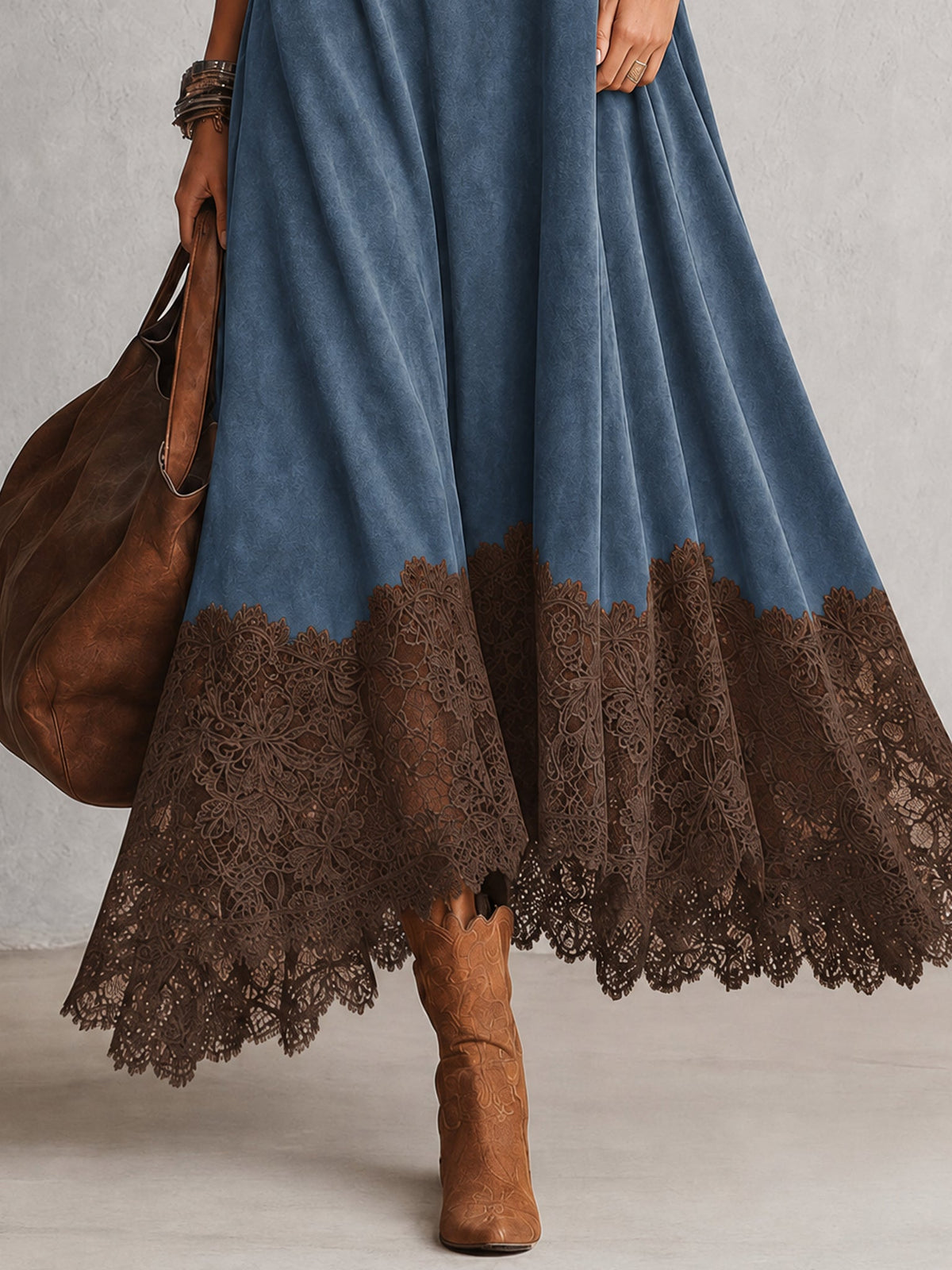 Delia lace hem maxi dress detail