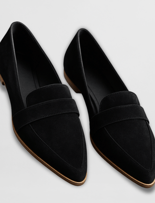 Joanna Pointed Flat Loafers in black