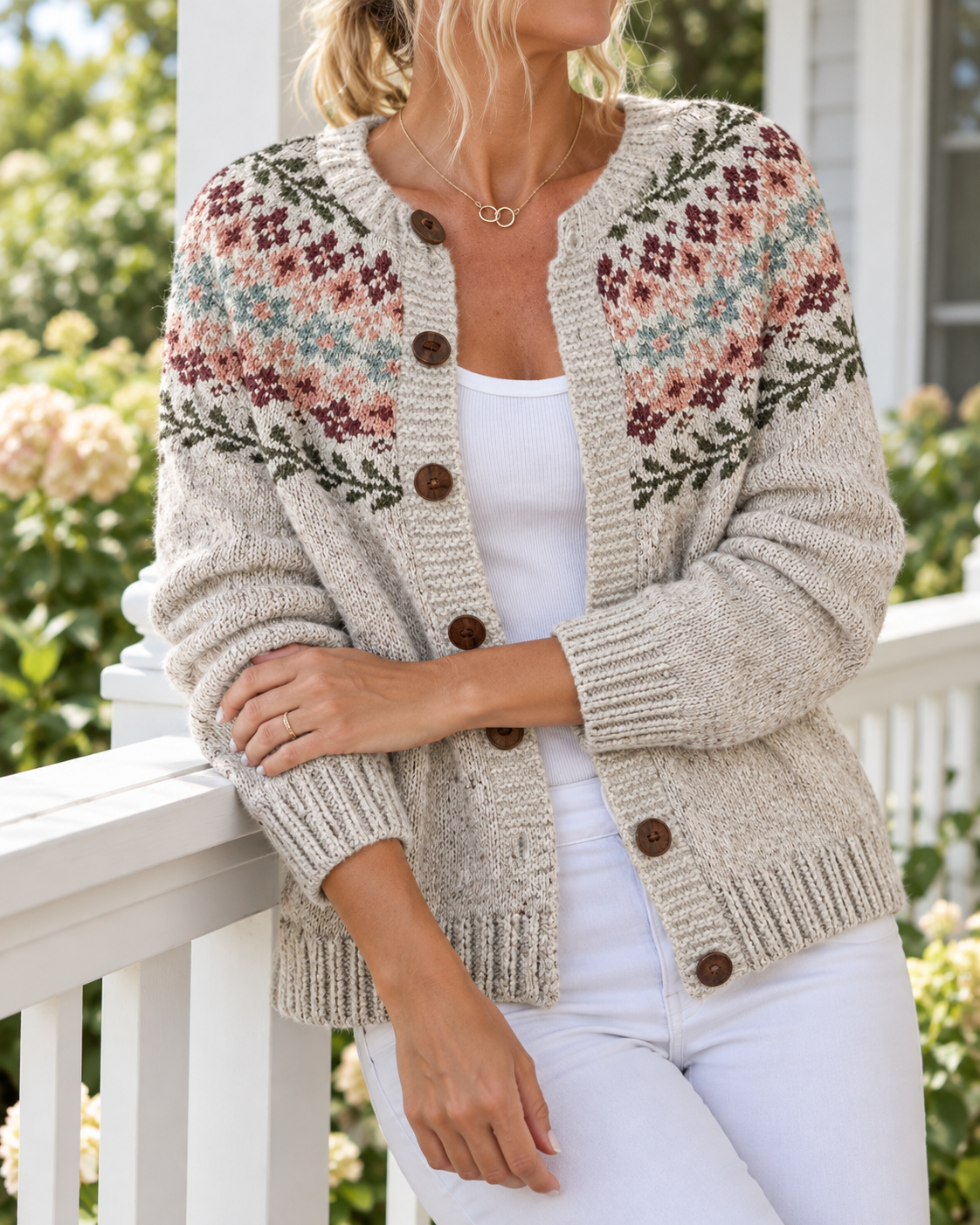 Isra | The Cozy Vintage Cardigan