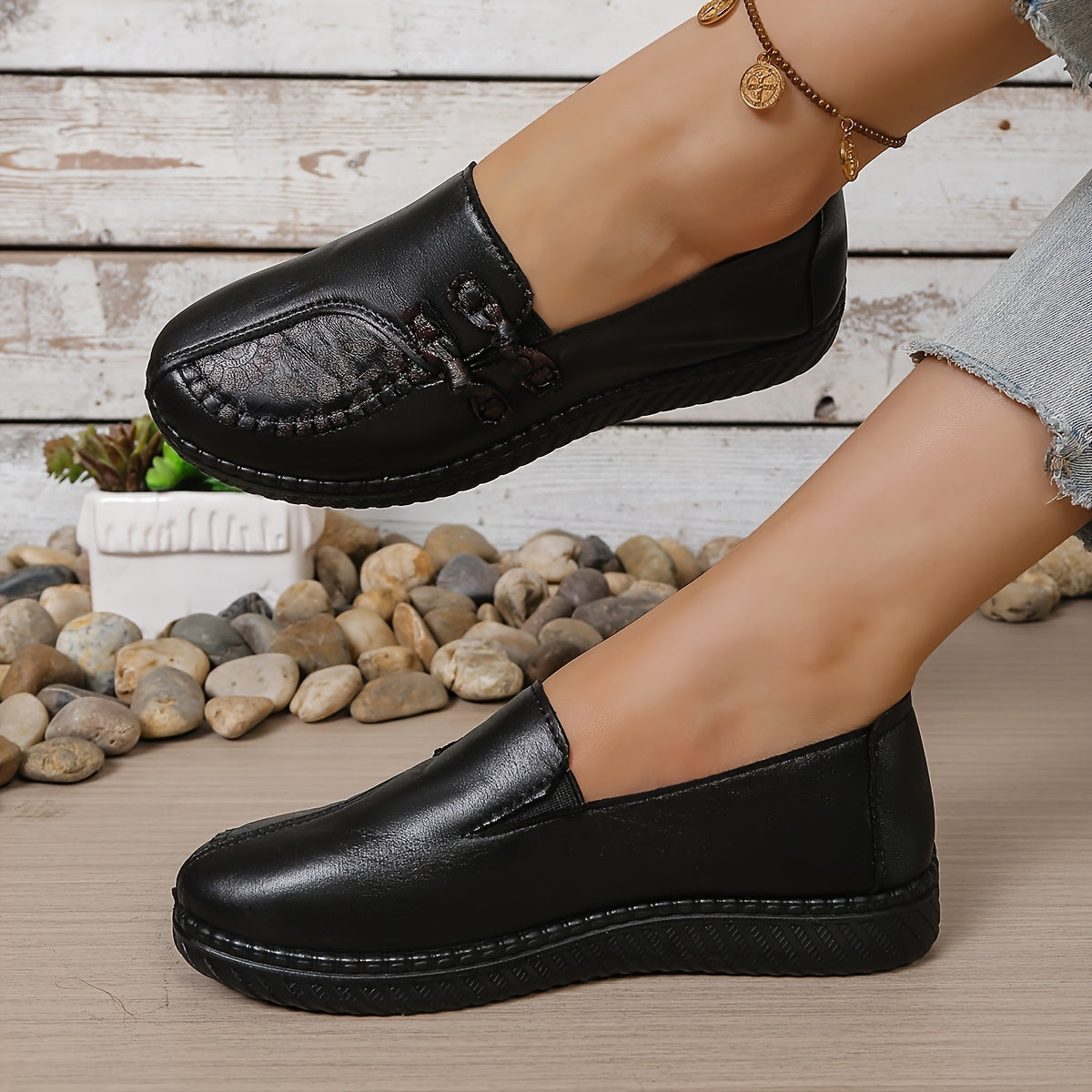 Wilma | Floral Detail Comfort Loafers