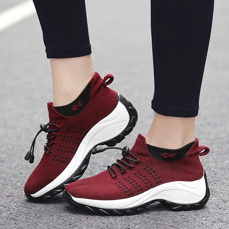 Emily orthopedic sneakers with stretchable cushion in red wine