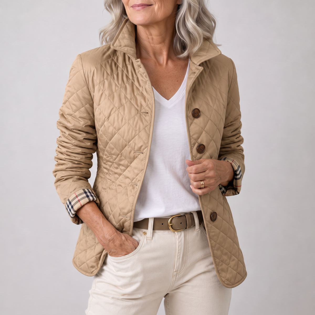 Margot lightweight jacket in sand