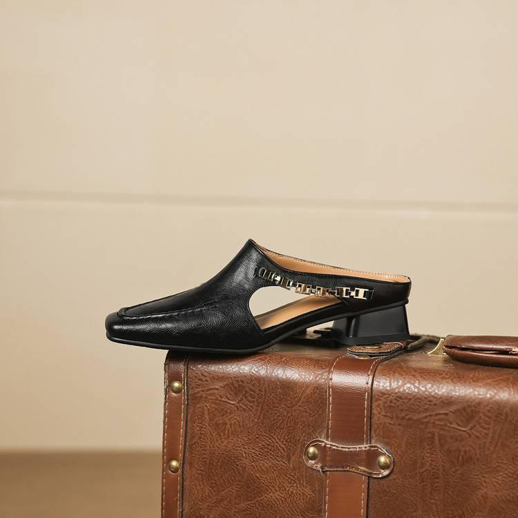 Vyla | Easy Slip-On Mules