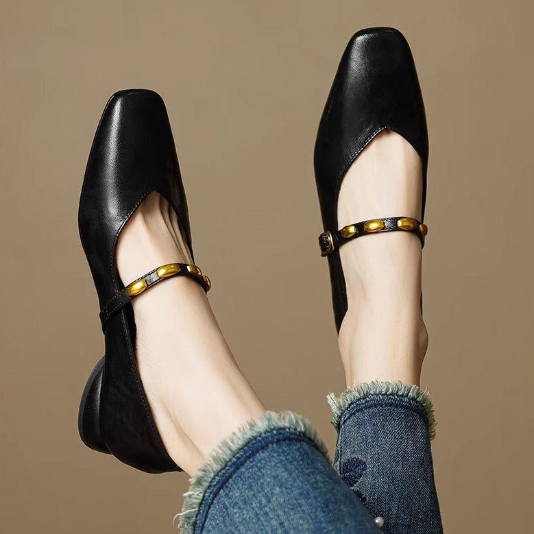 Zyra | Classic Comfort Flats