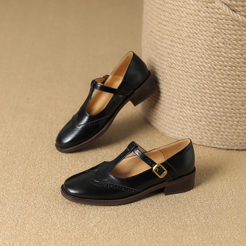 Maddalena Mary Jane shoes in Black