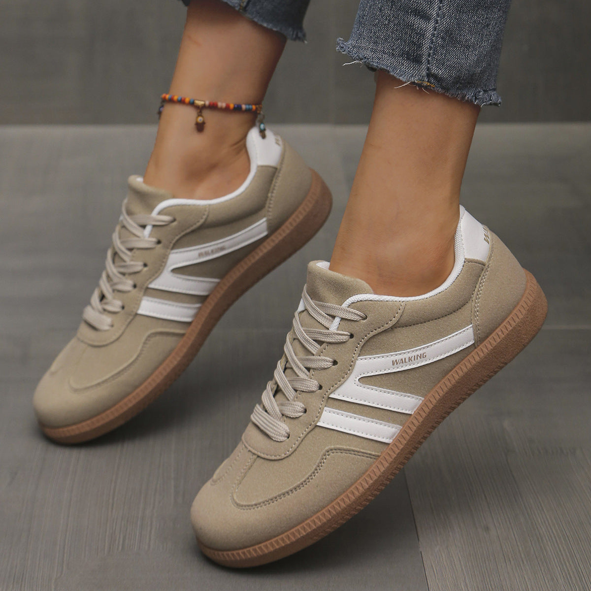 Remi orthopedic trainers in khaki