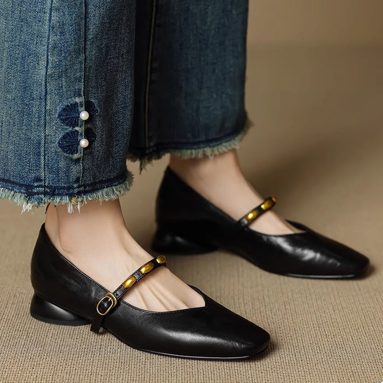 Zyra | Classic Comfort Flats