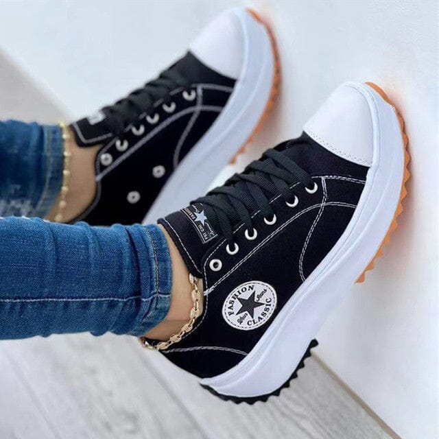 Stella trendy orthopedic sneakers in black