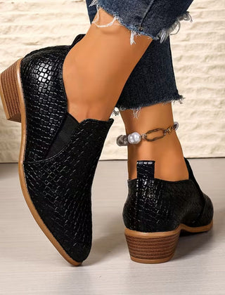 Rikke Pointed Toe Loafers in black