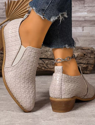 Rikke Pointed Toe Loafers in cream
