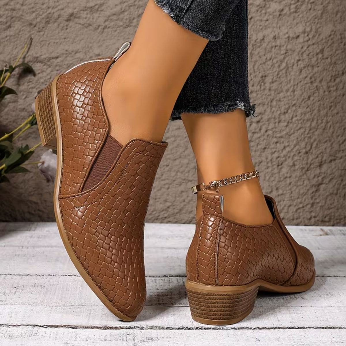 Rikke Pointed Toe Loafers in dark brown