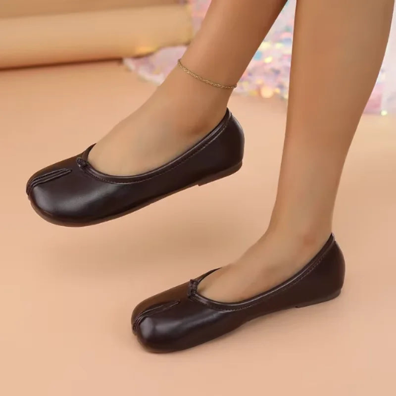 Imogen | Split-Toe Ballet Flats