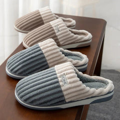 Paula slippers in taupe and gray on a bench