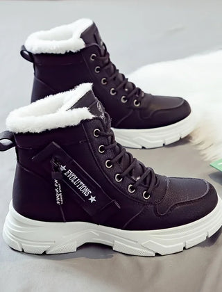 Margot | Cozy-Lined Lace-Up Winter Boots in Black