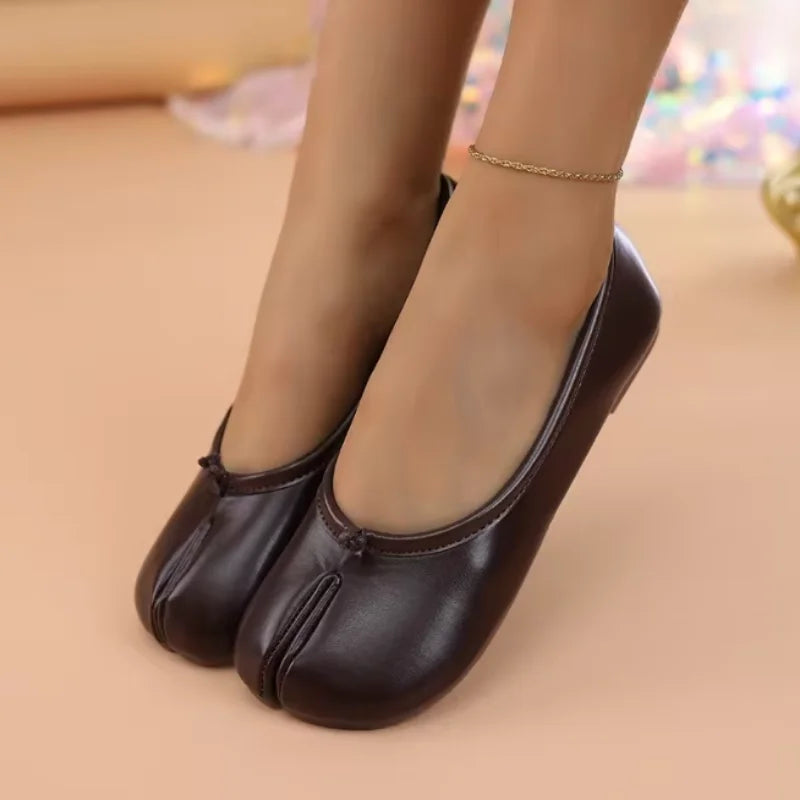Imogen | Split-Toe Ballet Flats