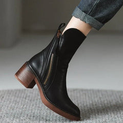 Selene | Ankle Boots in Black