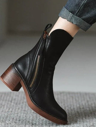 Selene | Ankle Boots in Black
