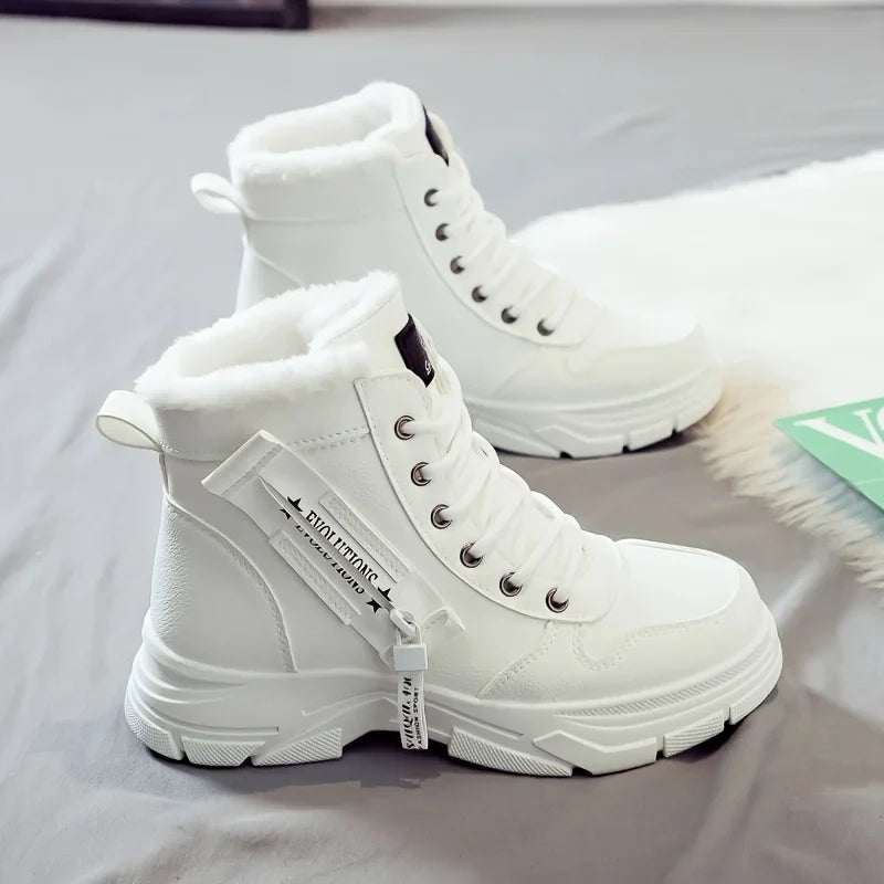 Margot | Cozy-Lined Lace-Up Winter Boots in White