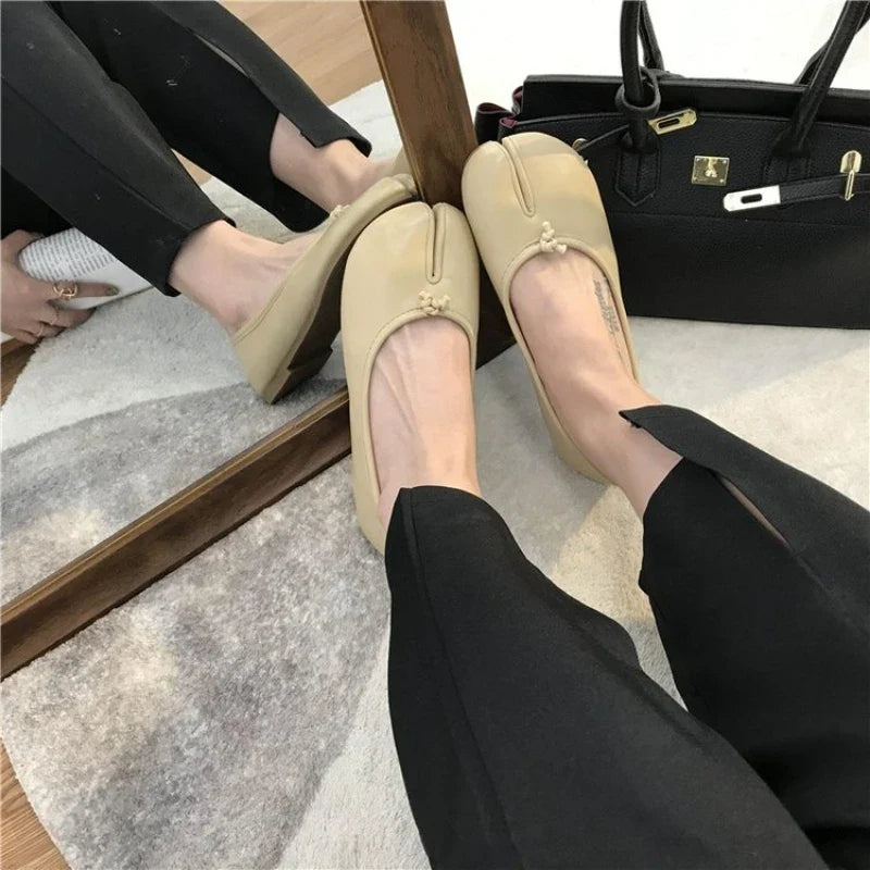 Imogen | Split-Toe Ballet Flats