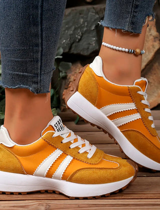 Elodie two-tone lace-up shoes in yellow