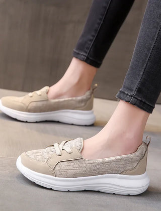 Clarissa comfortable and flat orthopedic shoes in beige