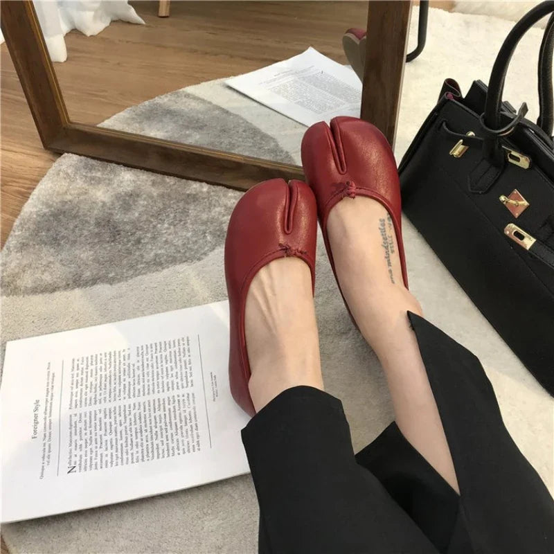 Imogen | Split-Toe Ballet Flats