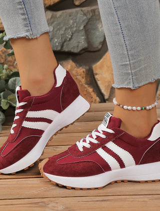 Elodie two-tone lace-up shoes in red