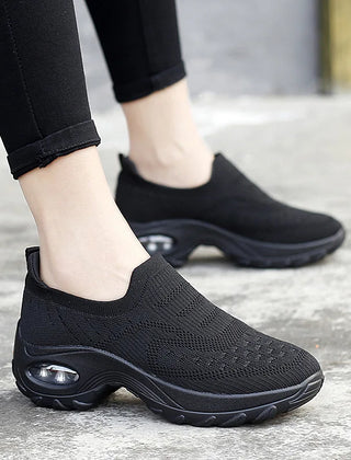 Serena orthopedic anti slip air cushion sneakers in black