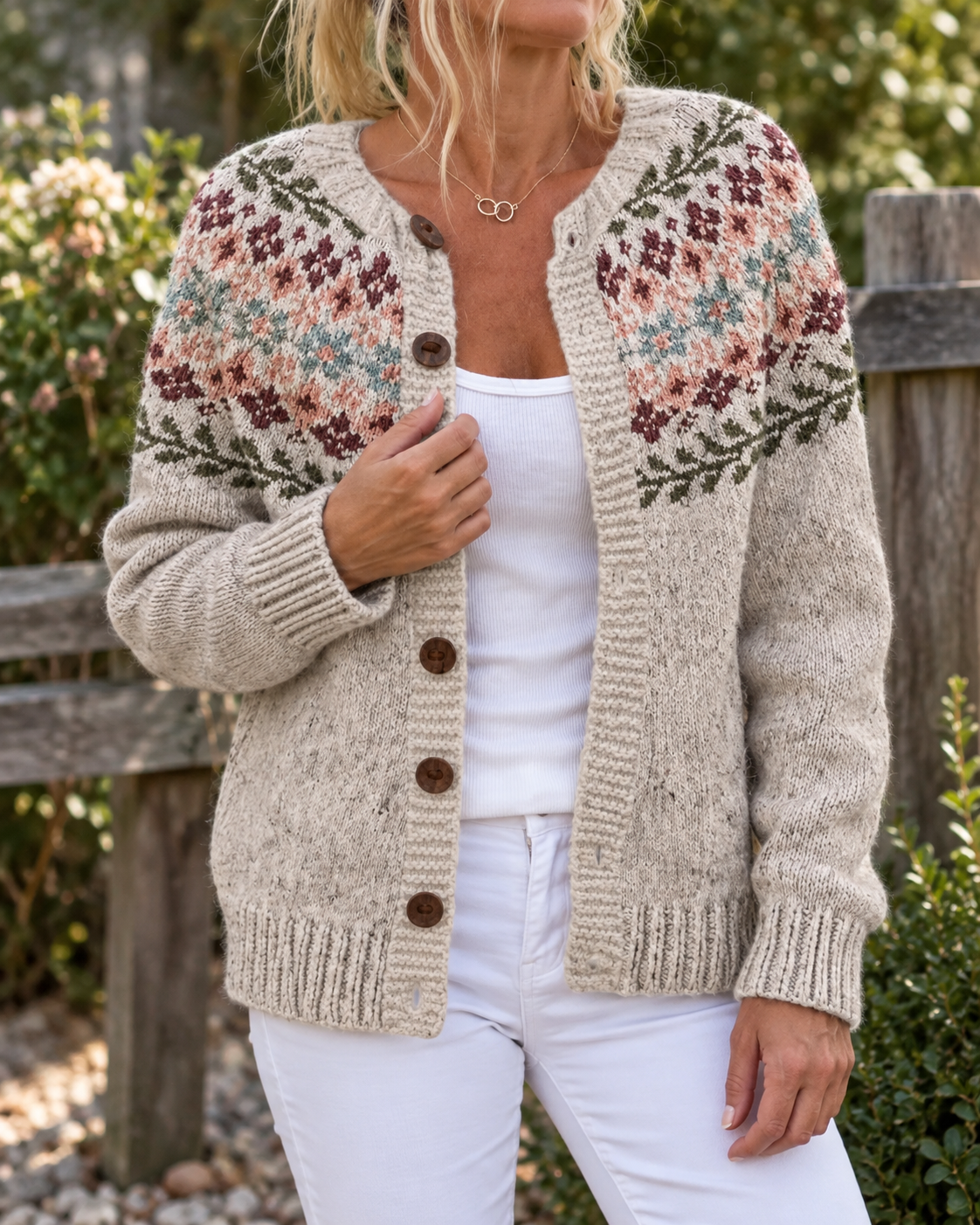 Isra | The Cozy Vintage Cardigan