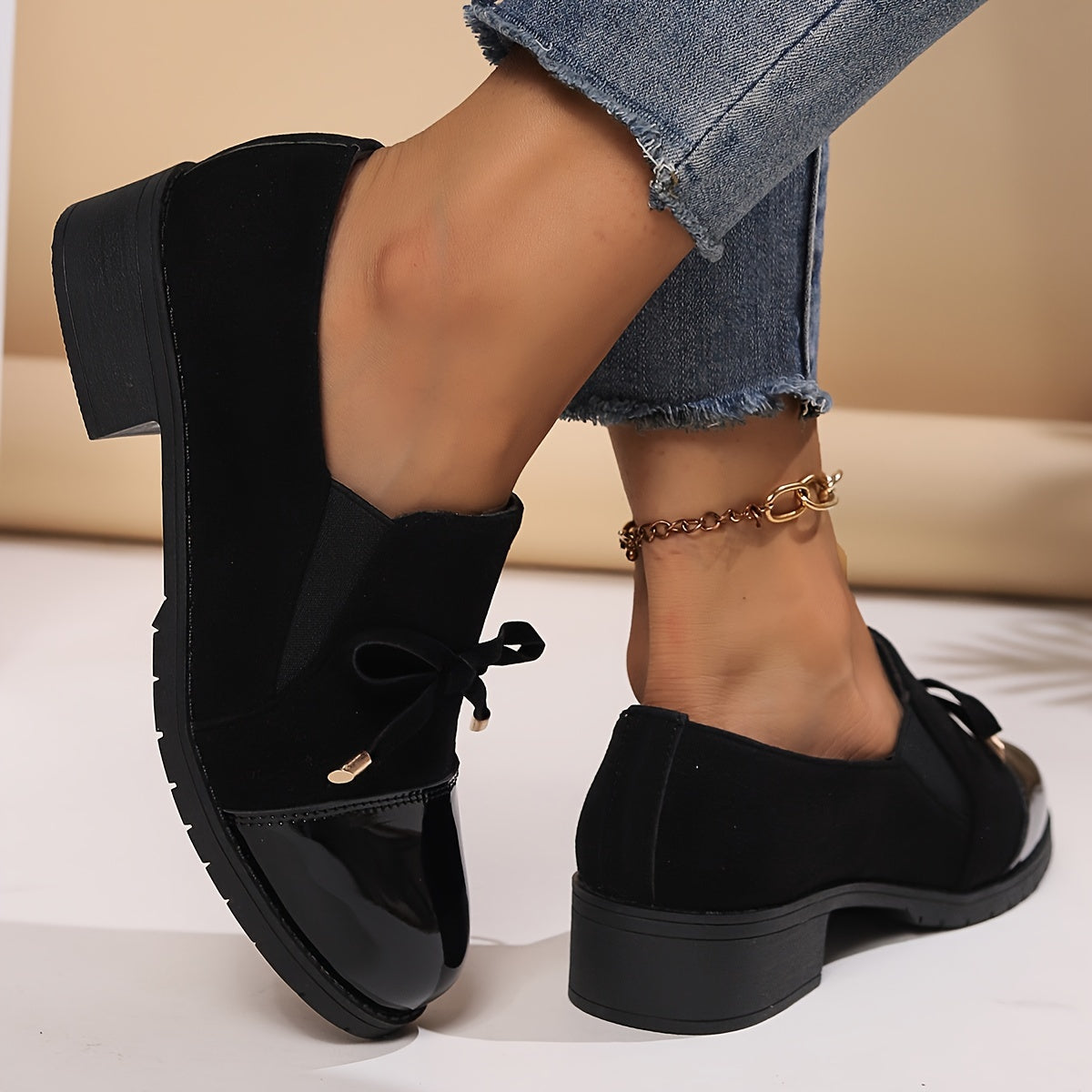 Hollis | Glossy Toe Bow Loafers