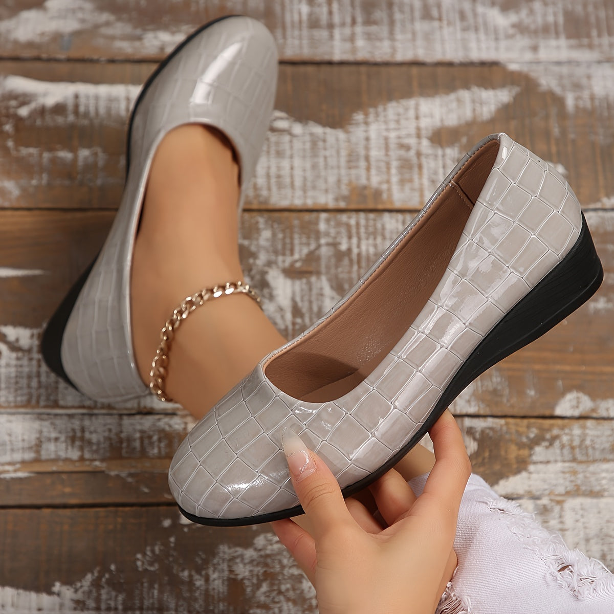Posy | Glossy Low-Wedge Pumps