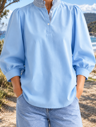 Carline Blouse in blue