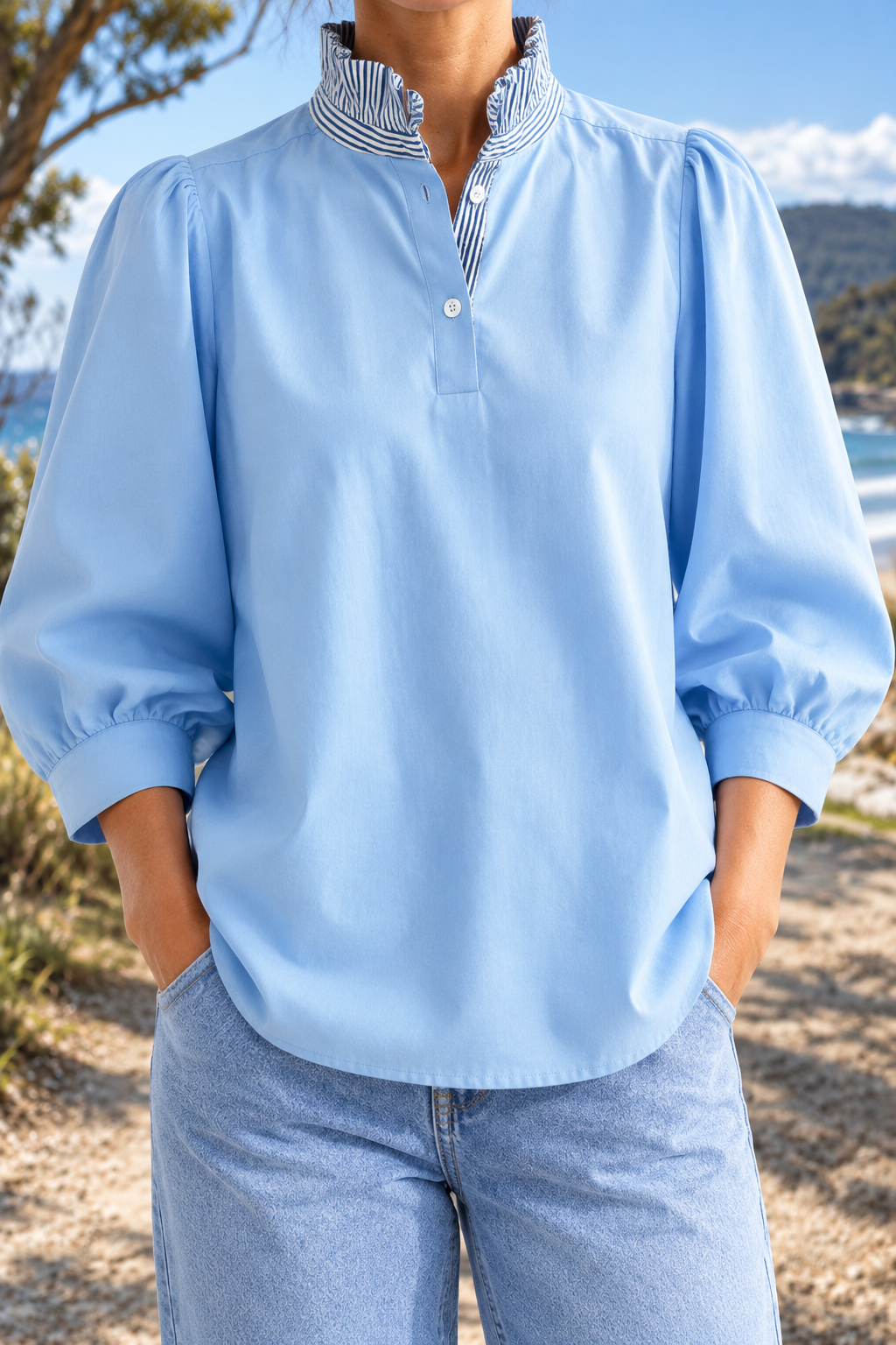 Carline Blouse in blue