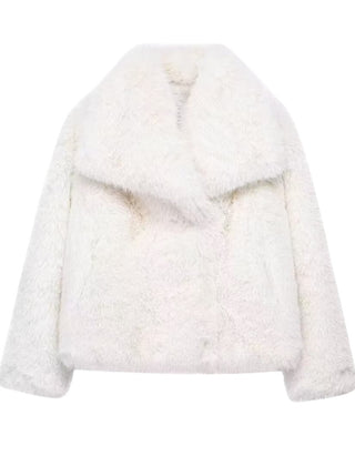 Coralie cozy statement jacket in white