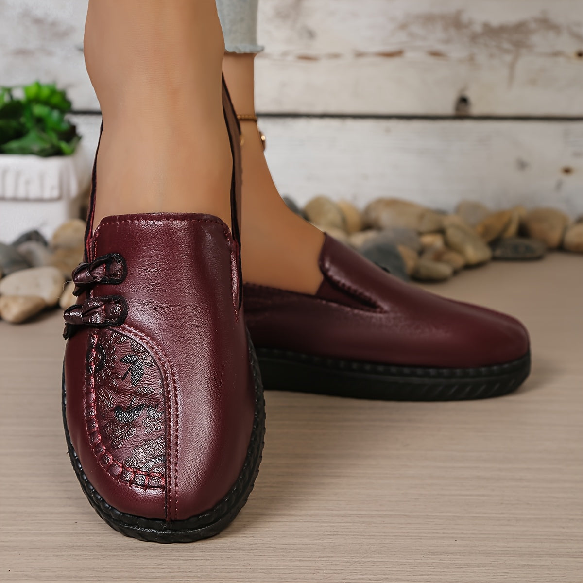 Wilma | Floral Detail Comfort Loafers