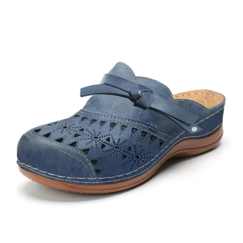 Lyra supportive comfort clogs in blue