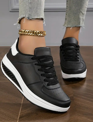 Della orthopedic air cushion sneakers in black