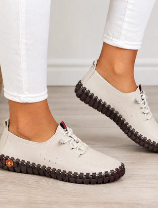Helena orthopedic comfort sneakers in beige