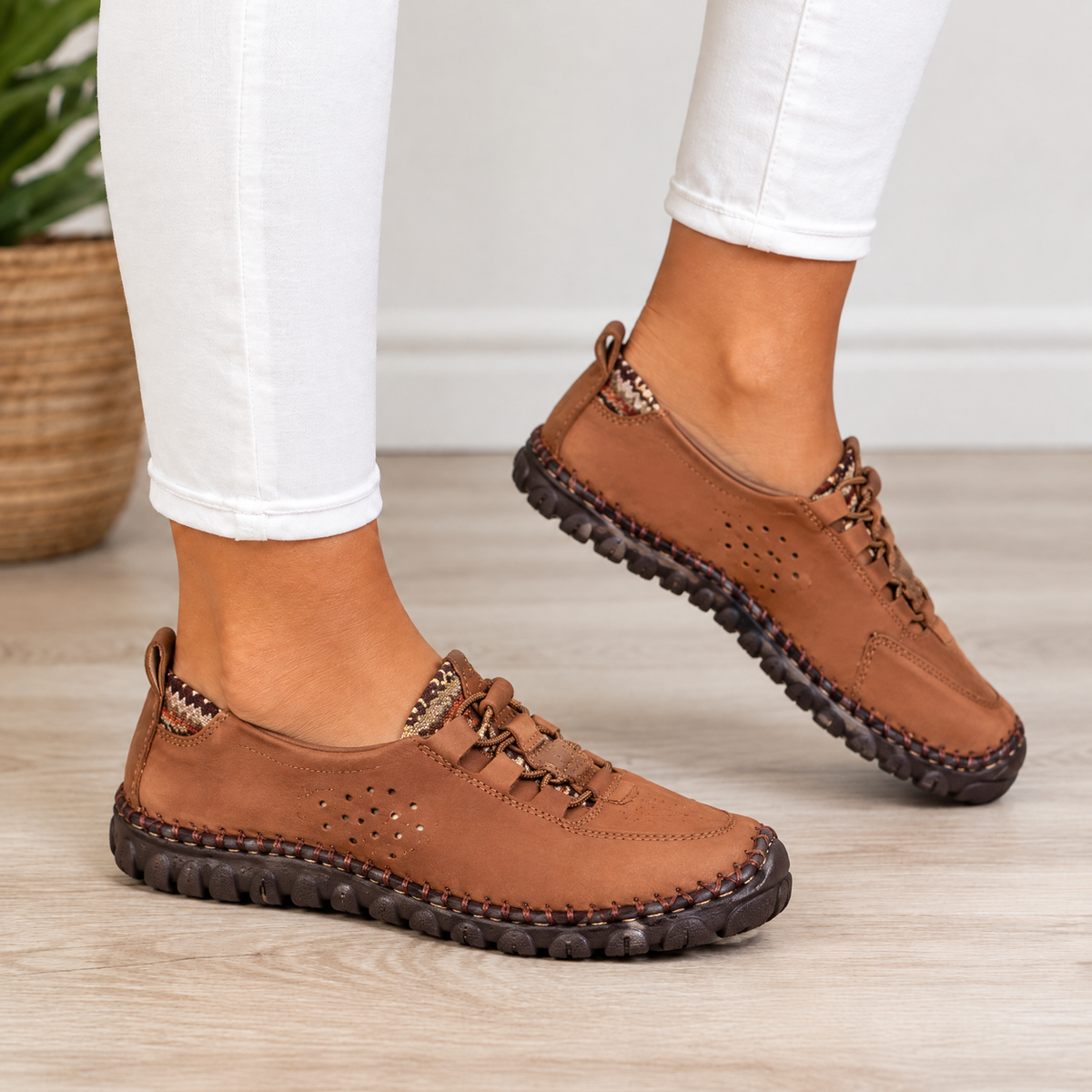 Helena orthopedic comfort sneakers in brown