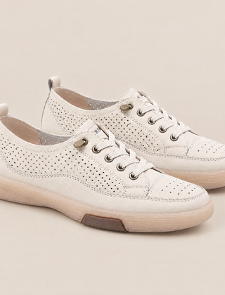 Freya orthopedic comfort loafers in beige cut-out