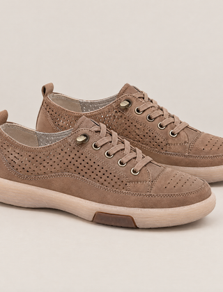 Freya orthopedic comfort loafers in brown cut-out
